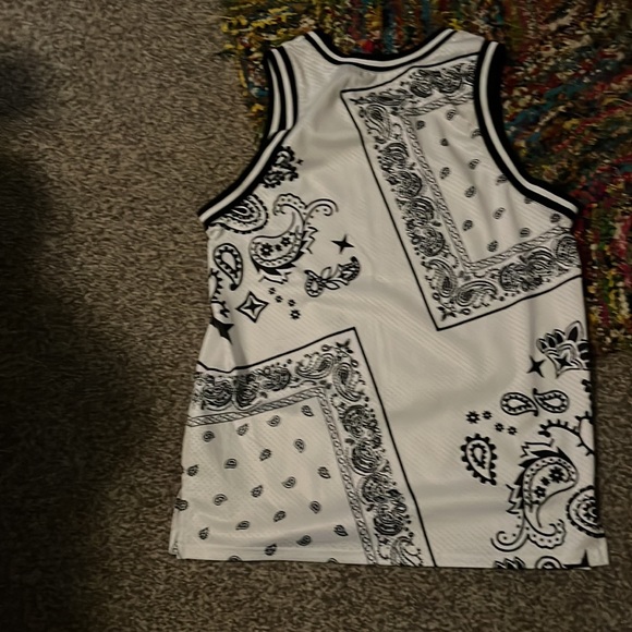 Super Cute Bandana Print Jersey Size Medium - Picture 3 of 5